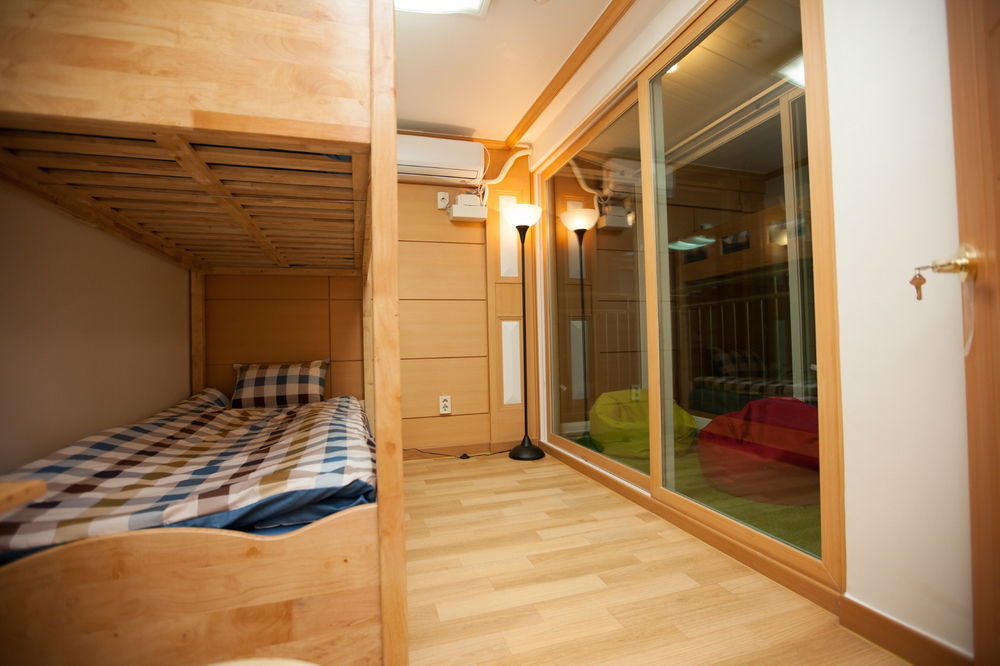 The Blossom Yeonnam Guesthouse Seoul Exteriör bild
