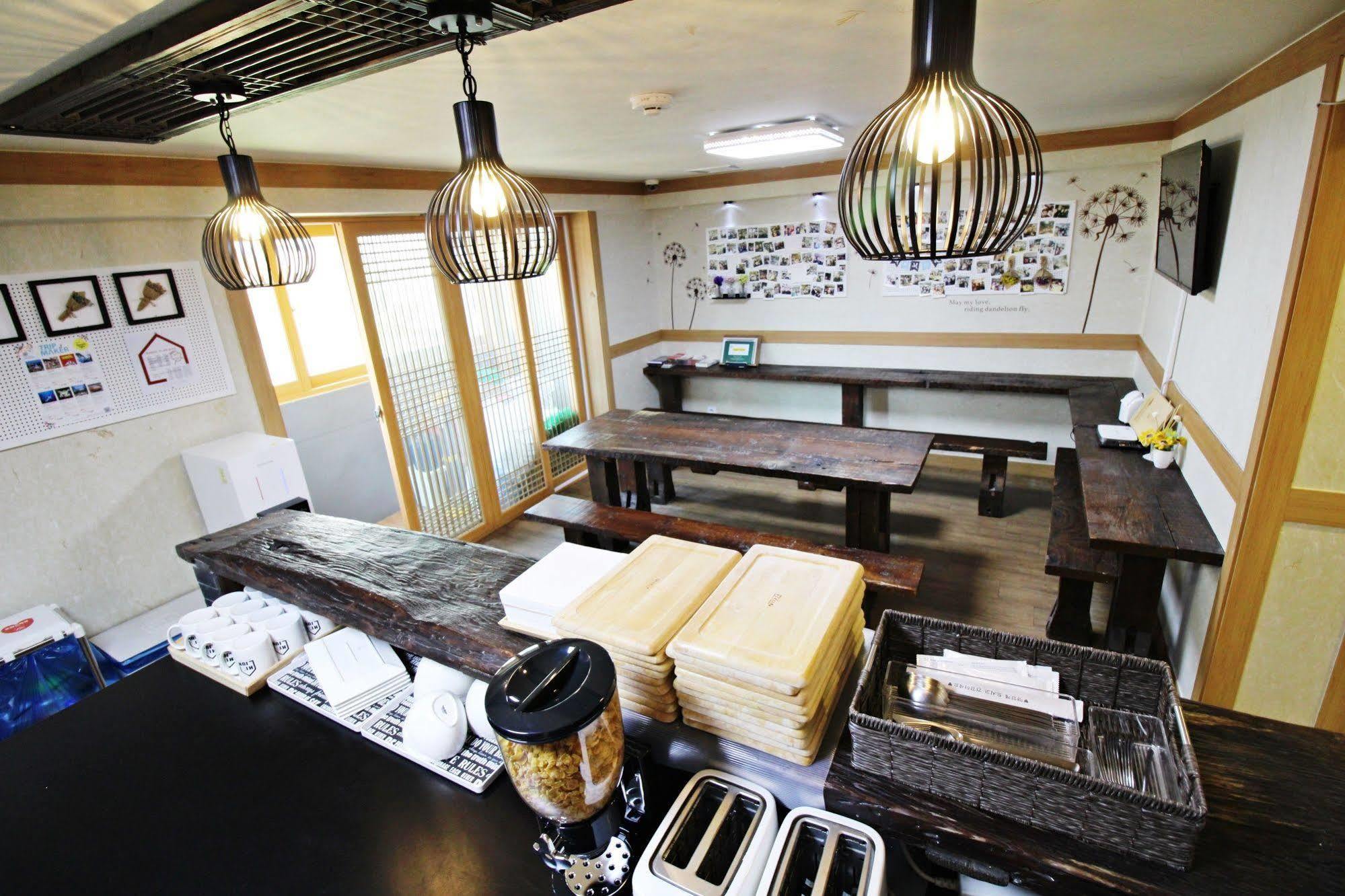 The Blossom Yeonnam Guesthouse Seoul Exteriör bild
