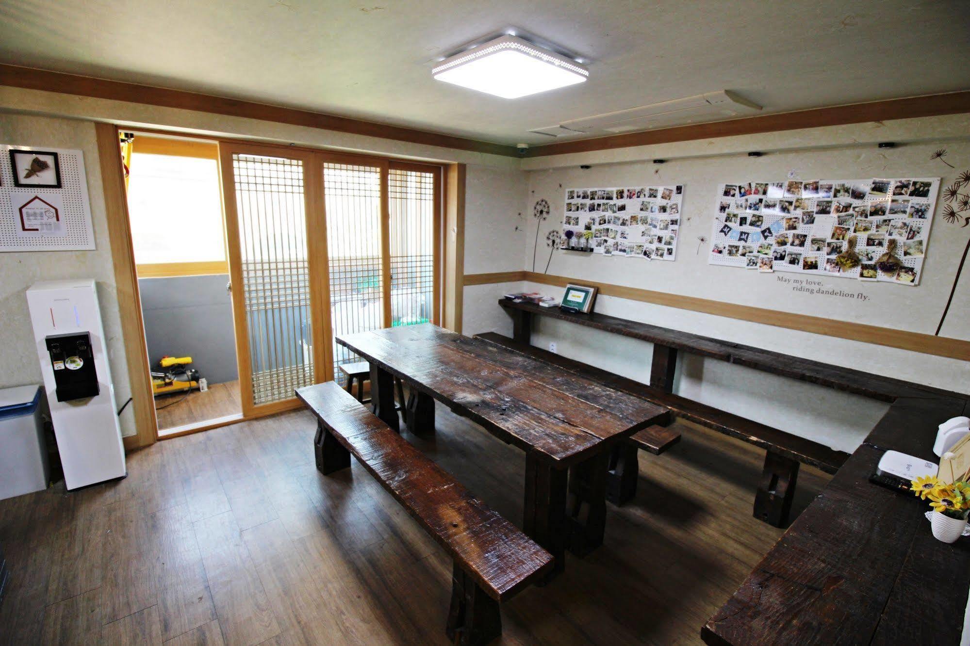 The Blossom Yeonnam Guesthouse Seoul Exteriör bild