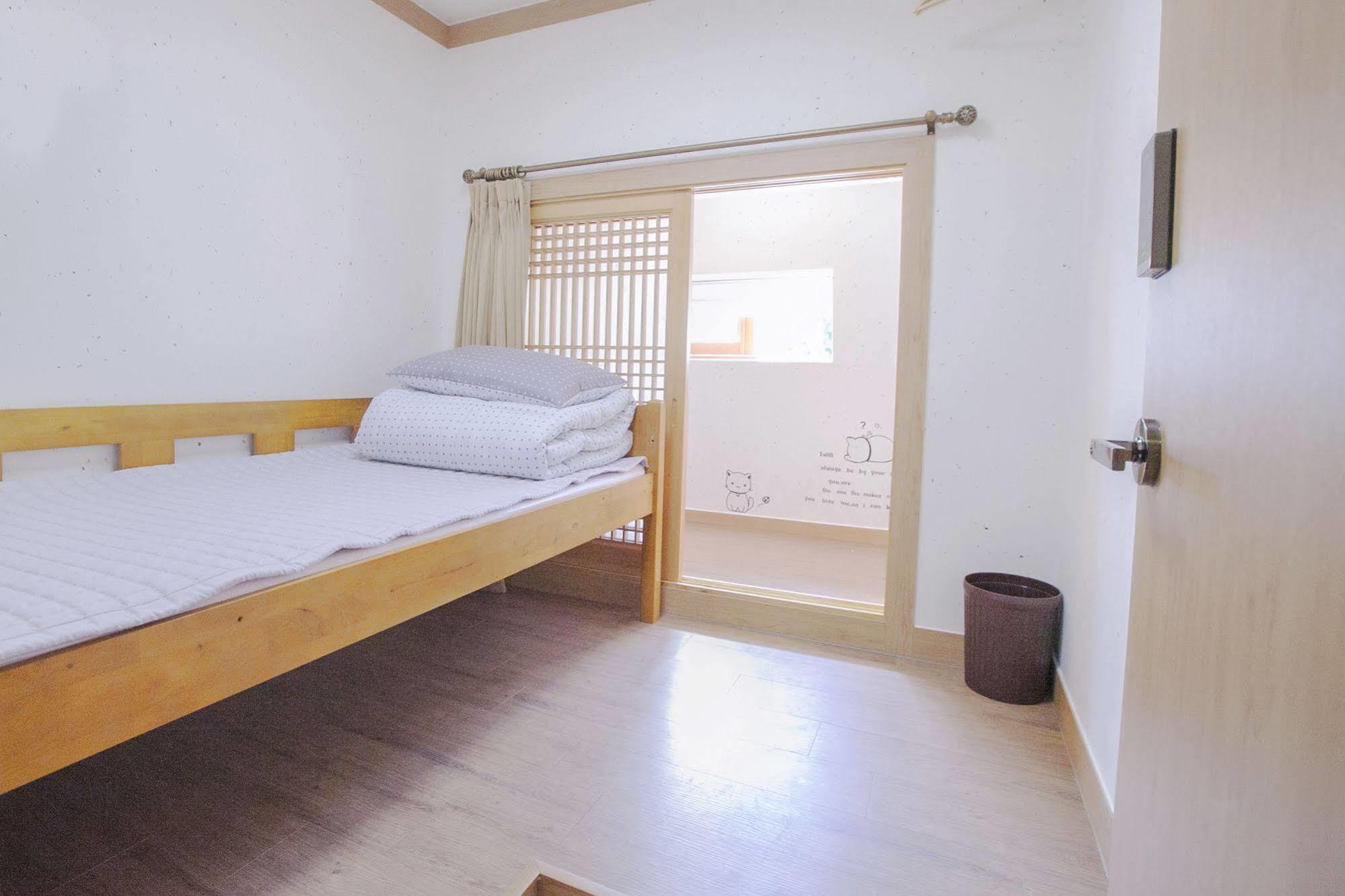 The Blossom Yeonnam Guesthouse Seoul Exteriör bild